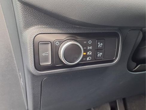 Used 2025 Ford Explorer Active AWD/4WD image 20