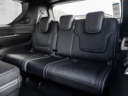 New 2026 INFINITI QX80 Autograph image 13