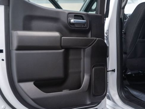 Used 2022 Chevrolet Silverado 1500 Custom AWD/4WD image 39
