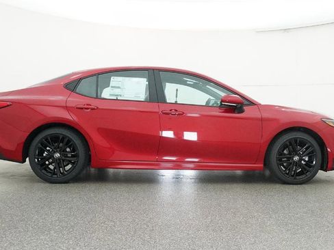 New 2026 Toyota Camry SE image 32