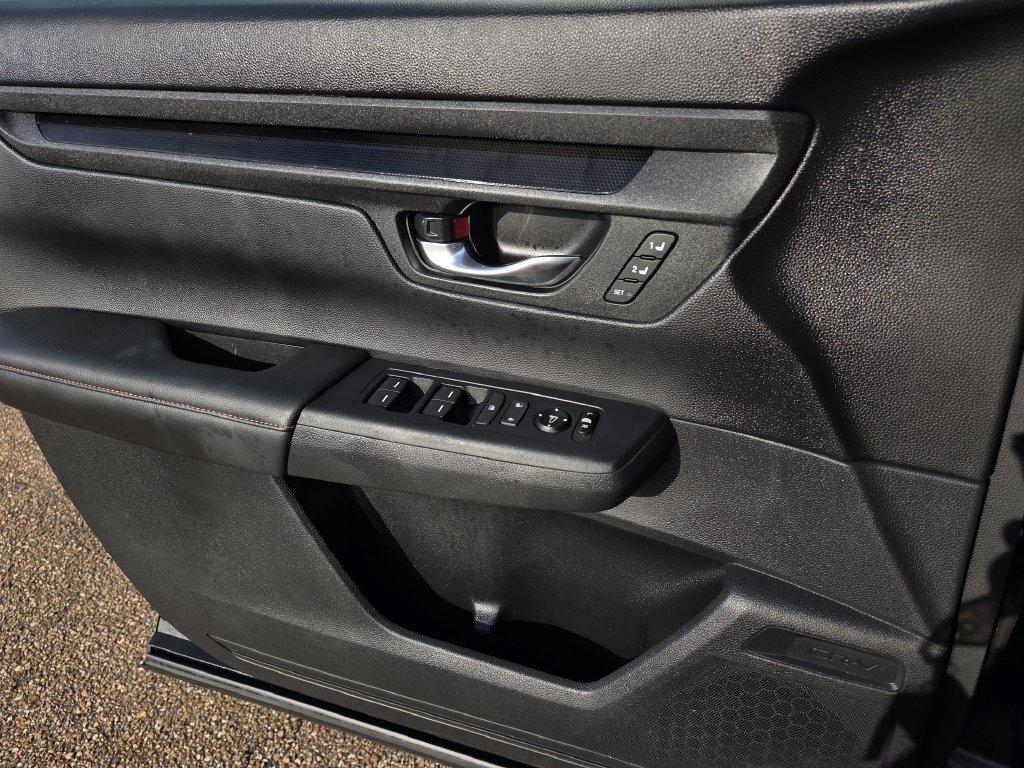 Certified 2025 Honda CR-V Sport-L image 18