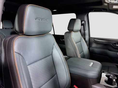 New 2026 GMC Yukon AT4 AWD/4WD image 30