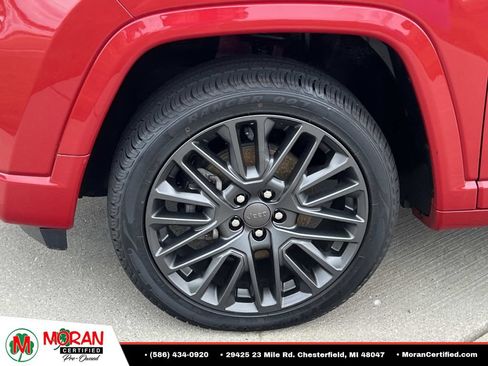 Used 2022 Jeep Compass Limited AWD/4WD image 9