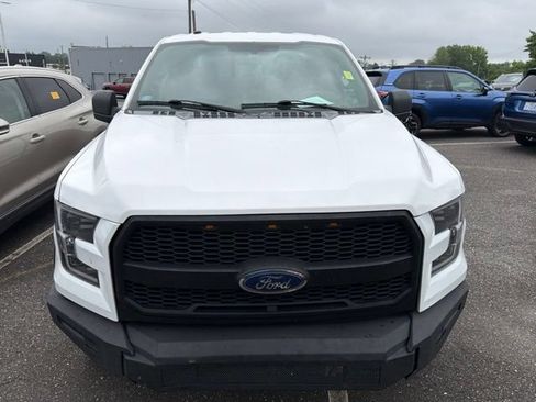 Used 2017 Ford F150 XLT w/ Equipment Group 302A Luxury RWD image 2