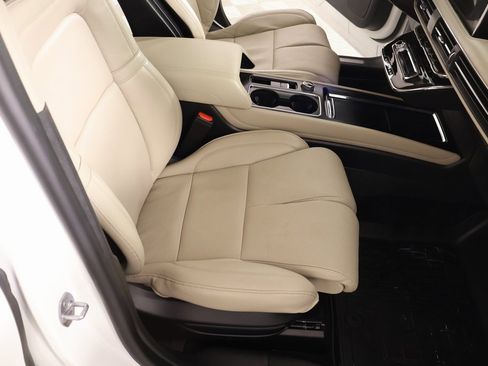 Certified 2025 Lincoln Corsair Reserve w/ Equipment Group 202A image 13