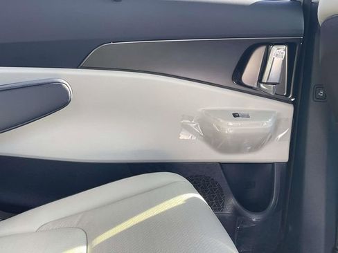 New 2026 Kia Carnival SX Prestige FWD image 22