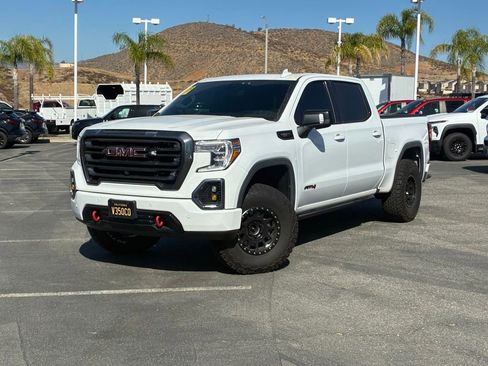 Used 2021 GMC Sierra 1500 AT4 w/ AT4 Value Package AWD/4WD image 2