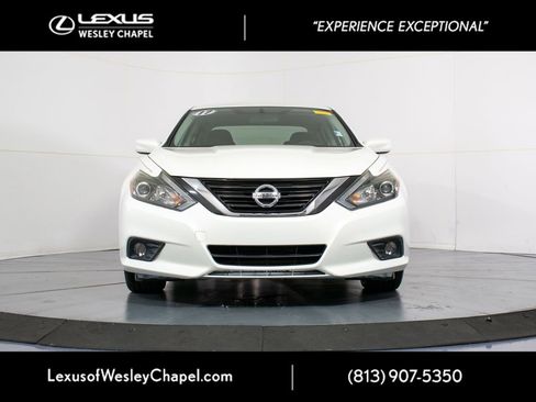 Used 2017 Nissan Altima 2.5 SR FWD image 13