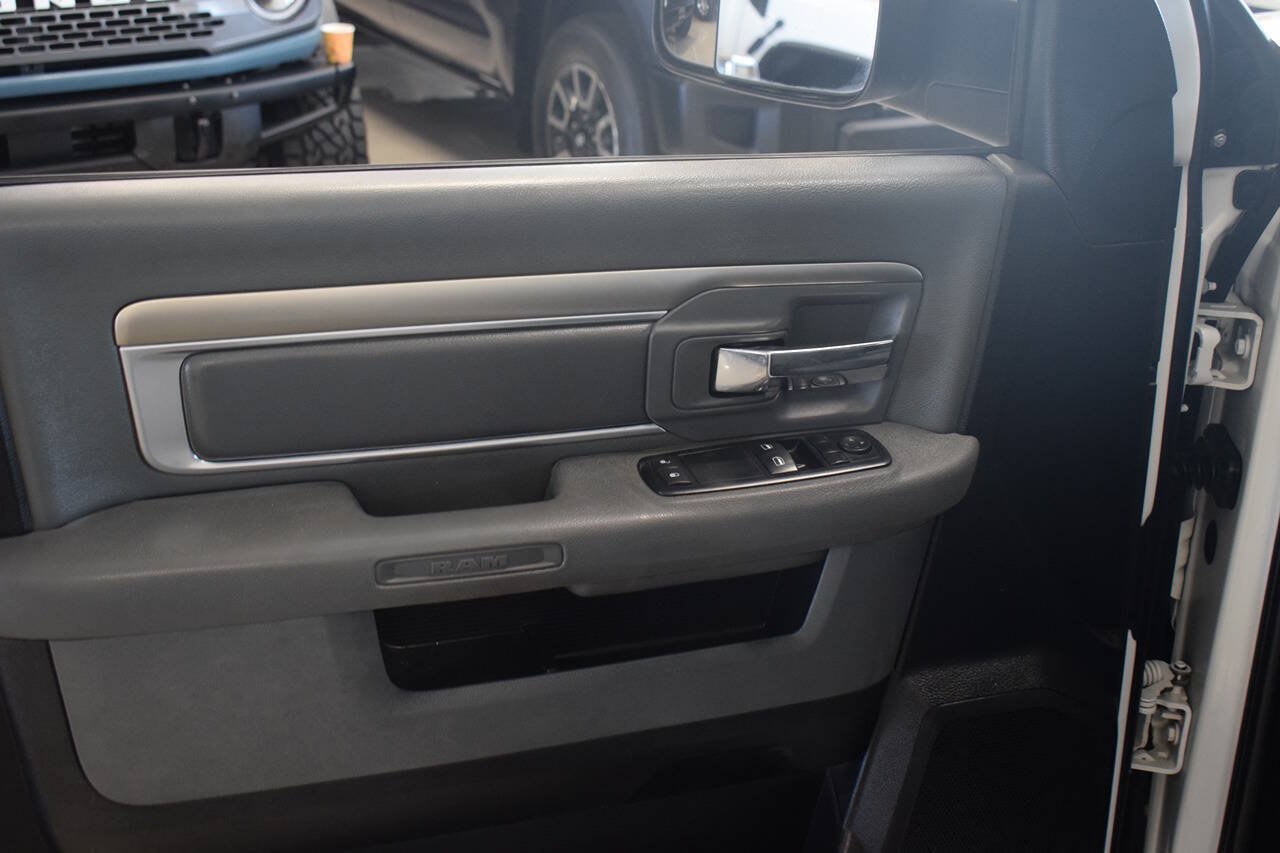 Used 2015 RAM 1500 Tradesman w/ Power & Remote Entry Group AWD/4WD image 18