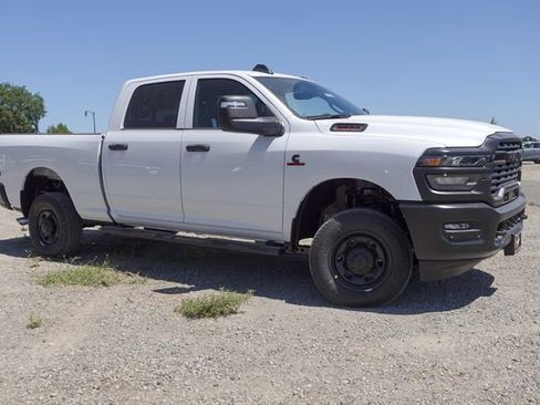New 2025 RAM 2500 Tradesman image 31