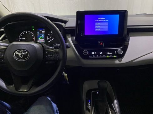 Certified 2023 Toyota Corolla LE image 19