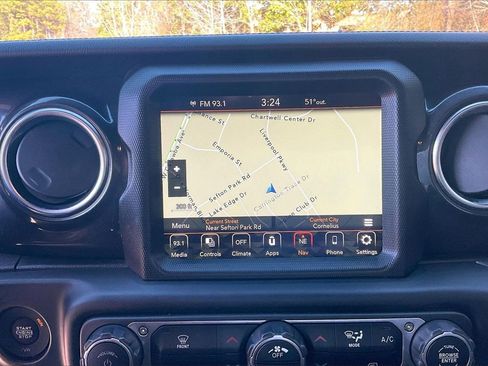 Certified 2022 Jeep Wrangler Unlimited Sahara image 13