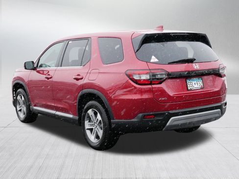 Certified 2025 Honda Pilot EX-L image 5