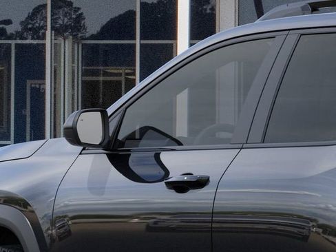 New 2026 Chevrolet Equinox RS w/ Convenience Package III FWD image 12