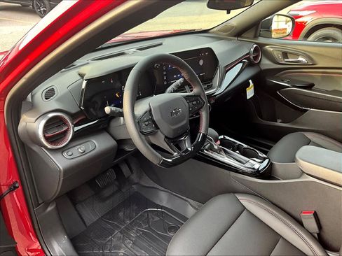 New 2026 Chevrolet Trax RS w/ Driver Confidence Package FWD image 9