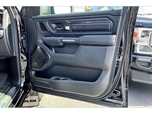 Used 2022 RAM 1500 Limited AWD/4WD image 19