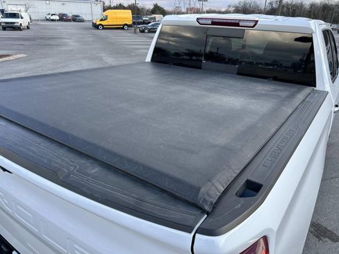 Used 2023 Chevrolet Silverado 1500 LTZ image 14