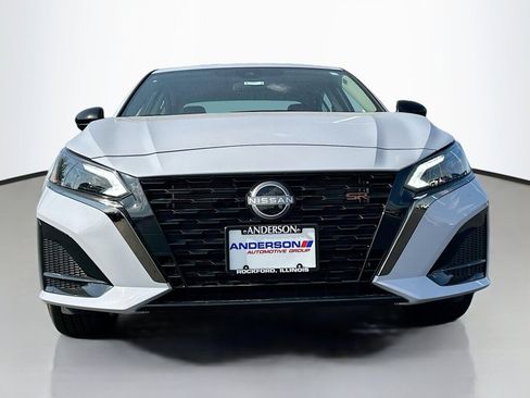 New 2025 Nissan Altima 2.5 SR w/ SR Premium Package image 13