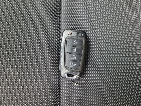 Used 2022 Hyundai Accent SE FWD image 32