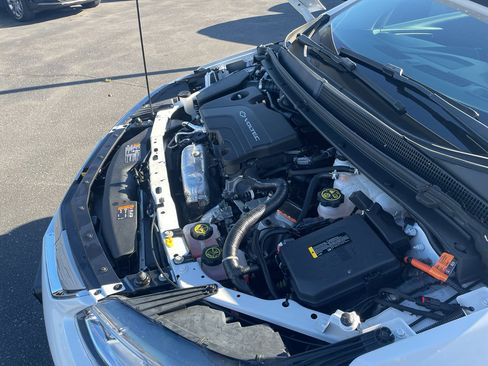 Used 2017 Chevrolet Volt Premier w/ Driver Confidence II Package image 16