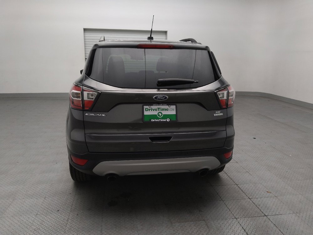 Used 2017 Ford Escape SE w/ Equipment Group 201A FWD image 6