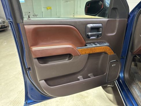Used 2015 Chevrolet Silverado 1500 High Country w/ High Country Premium Package image 30
