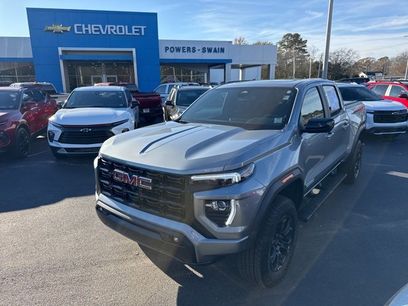 Used 2025 GMC Canyon Elevation w/ Convenience Package