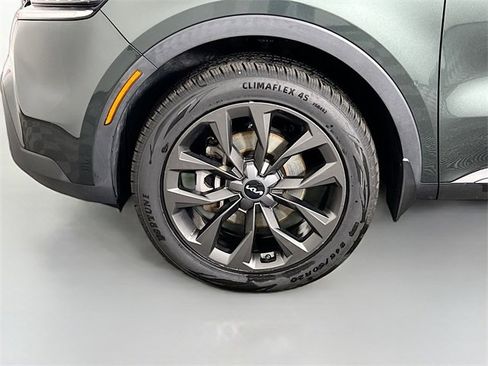 Used 2023 Kia Sorento X-Line EX image 29