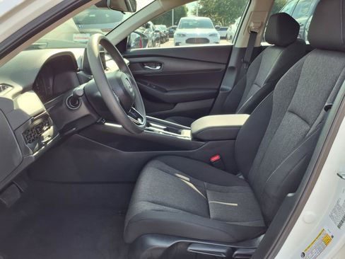 Used 2026 Honda Accord LX image 16