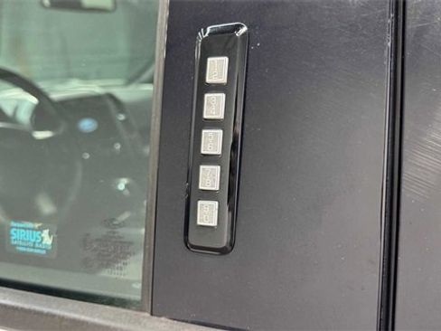 Used 2018 Ford F150 XLT w/ Equipment Group 302A Luxury image 12