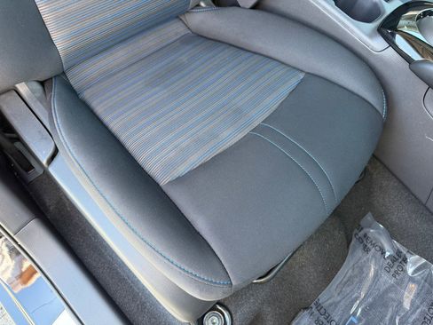 Used 2025 Nissan Leaf SV Plus FWD image 33