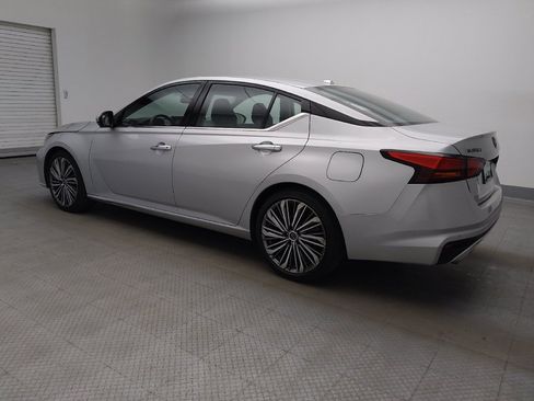 Used 2023 Nissan Altima 2.5 SL FWD image 3