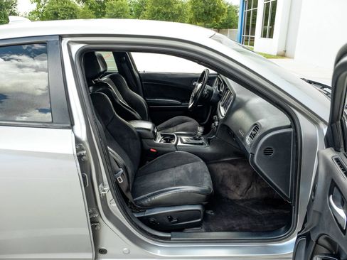 Used 2018 Dodge Charger GT AWD/4WD image 40
