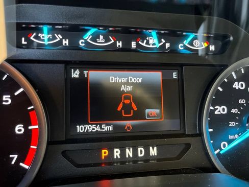 Used 2020 Ford F250 XLT w/ XLT Premium Package AWD/4WD image 6