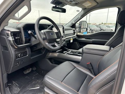 New 2026 Ford F250 Lariat w/ Lariat Ultimate Package AWD/4WD image 13
