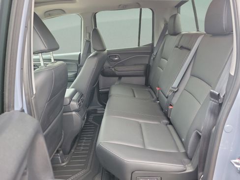 Certified 2025 Honda Ridgeline RTL image 13
