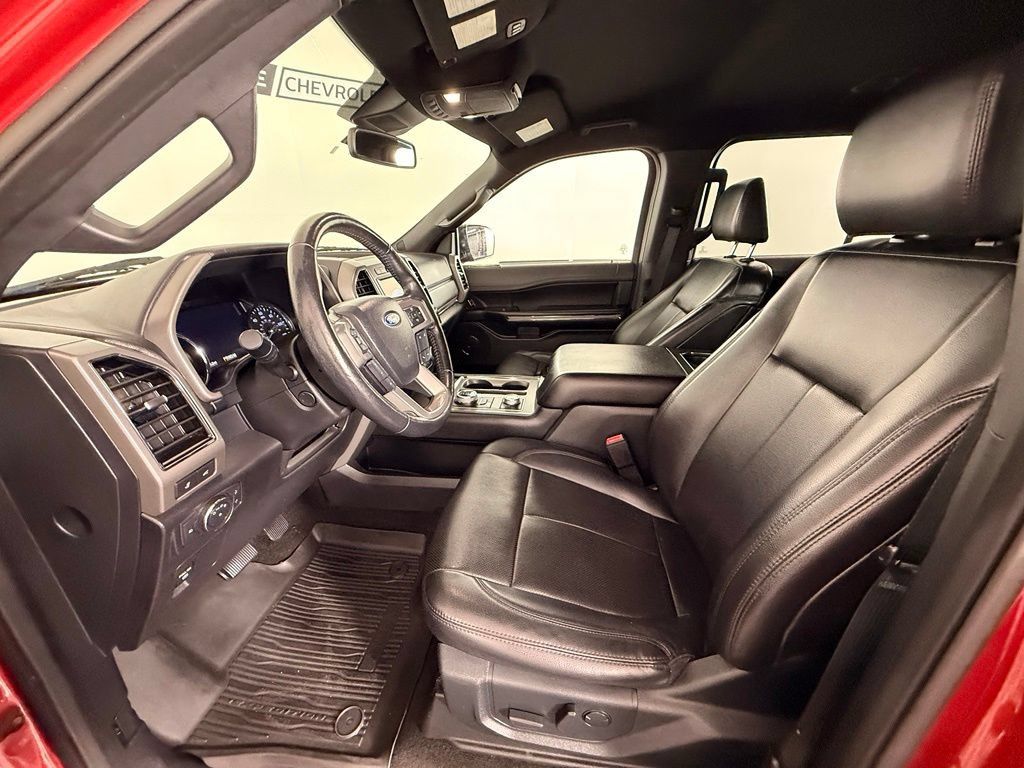 Used 2021 Ford Expedition XLT AWD/4WD image 23