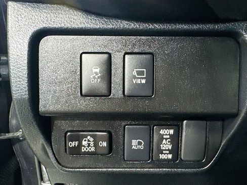 Used 2022 Toyota Tacoma Limited AWD/4WD image 20