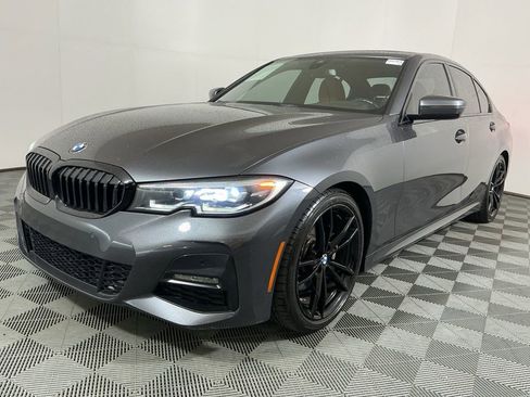 Used 2021 BMW 330i Sedan w/ M Sport Package image 2