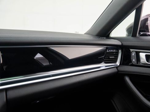 Used 2022 Porsche Panamera 4S image 27