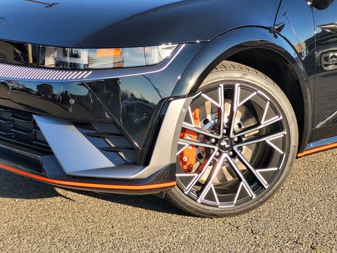 New 2025 Hyundai Ioniq 5 N image 4