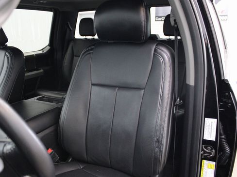 Used 2018 Ford F150 Lariat image 19