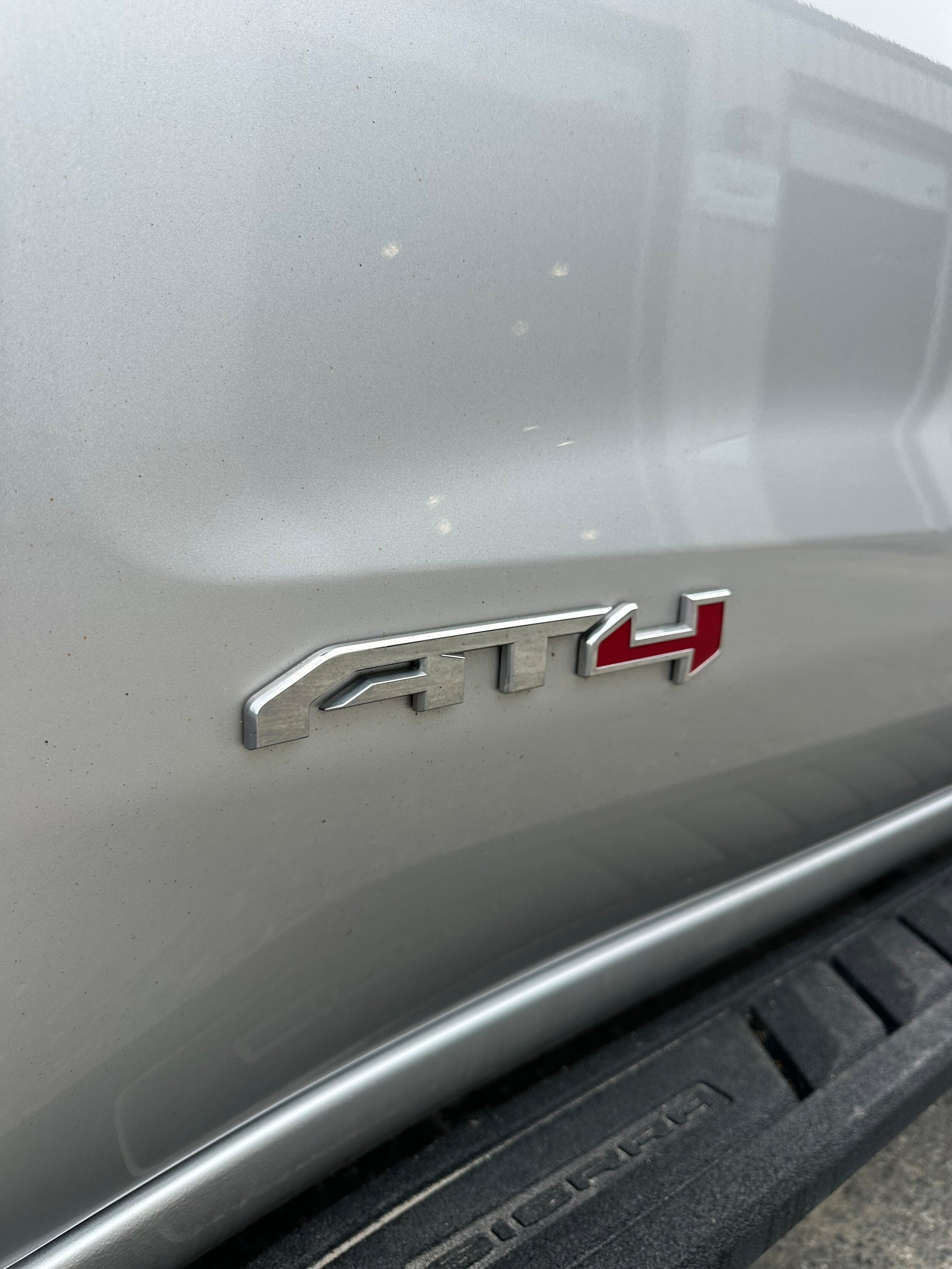 Used 2022 GMC Sierra 1500 AT4 w/ AT4 Premium Package AWD/4WD image 28