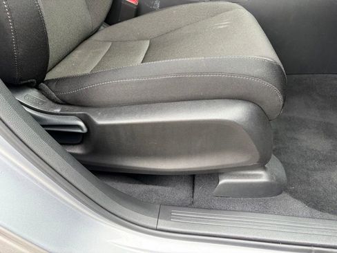 Used 2023 Honda CR-V LX image 22