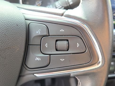 Used 2023 Buick Encore GX Select w/ Sport Touring Package image 24