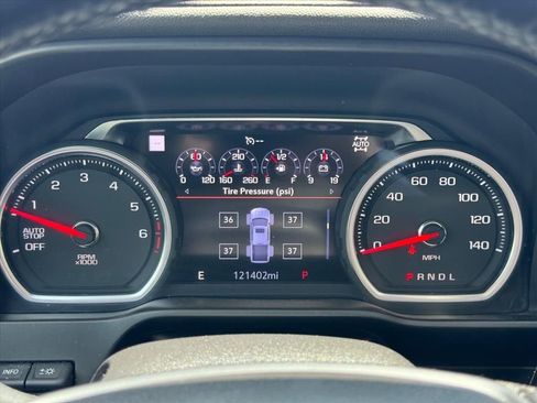 Used 2019 Chevrolet Silverado 1500 LTZ w/ LTZ Premium Package AWD/4WD image 21