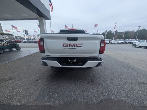 New 2026 GMC Canyon Elevation image 5