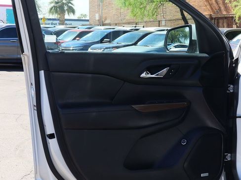 Used 2018 GMC Acadia SLE w/ Driver Alert Package I image 39