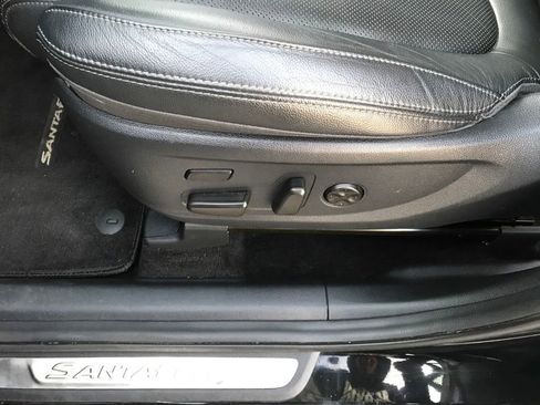 Used 2020 Hyundai Santa Fe Limited w/ Cargo Package image 10