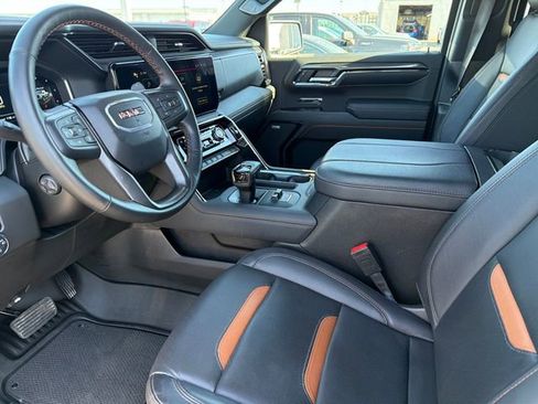 Used 2024 GMC Sierra 1500 AT4 w/ Technology Package AWD/4WD image 19